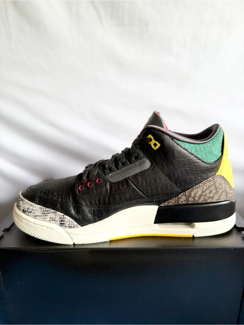 AUTHENTIC Jordan 3 Retro SE Animal Instinct 2.0 size 10 CV 3583-003 2020 USED